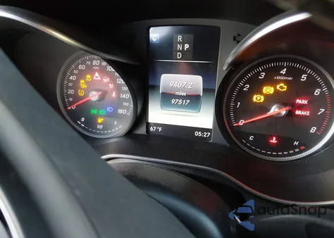 2019 Mercedes-Benz Glc 300 from USA, damaged, VIN WDC0G4JB4KF608665